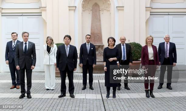 Ukrainian foreign minister Kuleba Dmytro, U.S. Secretary of state Antony Blinken, Canadian foreign minister Melanie Joly, Japan's foreign minister...