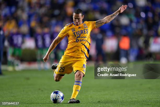 Jesús Dueñas of Tigres kicks the ball during the 6th round match between Tigres UANL and Atletico San Luis as part of the Torneo Grita Mexico C22...