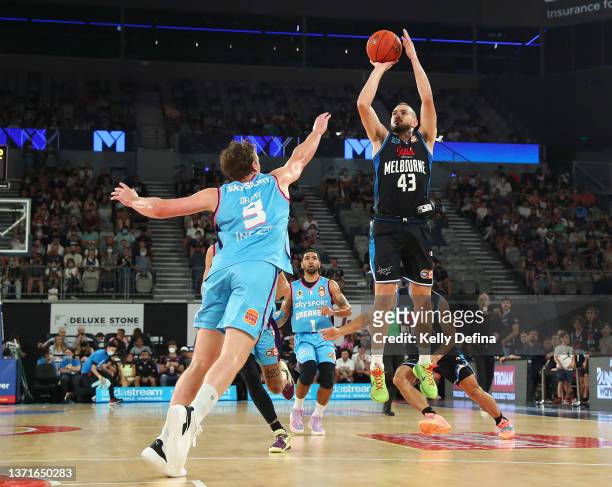 Chris Goulding of United shoots during the round 12 NBL match between Melbourne United and New Zealand Breakers at John Cain Arena on February 20 in...