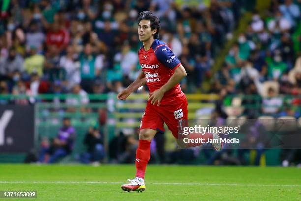 Jose Macias of Chivas gets into the field during the 6th round match between Leon and Chivas as part of the Torneo Grita Mexico C22 Liga MX at Leon...