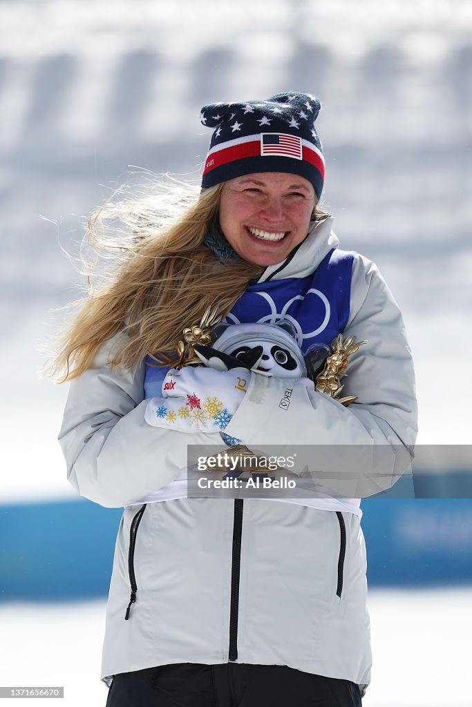 Cross-Country Skiing - Beijing 2022 Winter Olympics Day 16