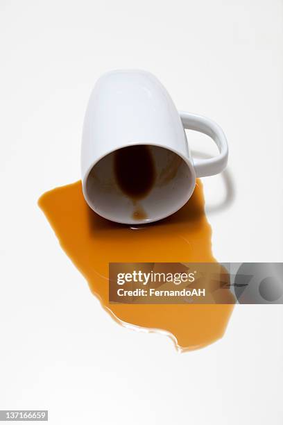 coffee spilled - knoeien stockfoto's en -beelden
