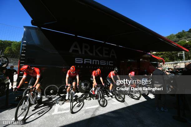 Nairo Alexander Quintana Rojas of Colombia, Maxime Bouet of France, Nacer Bouhanni of France, Miguel Eduardo Florez Lopez of Colombia, Nicolas Edet...