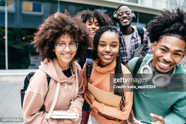 college students - black teenager bildbanksfoton och bilder