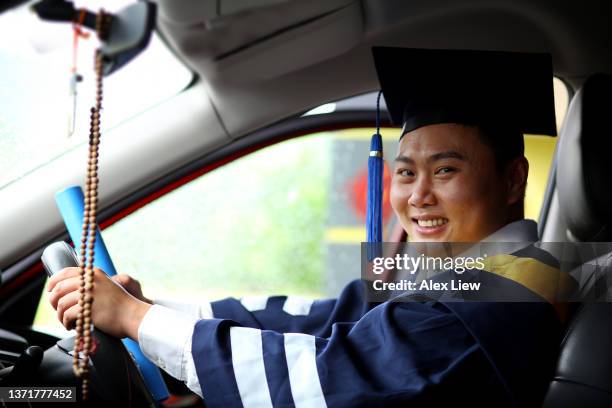 Grad Driver 294 College Graduate Car Stock Photos, High-Res Pictures, and Images ...