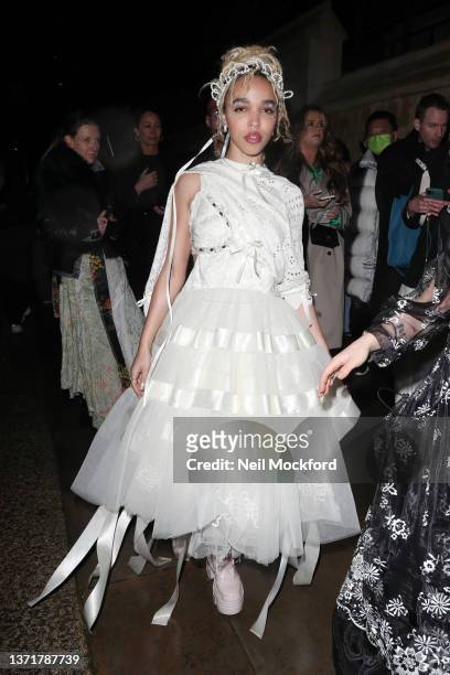 Twigs attends Simone Rocha at The Great Hall at Lincoln's Inn during London Fashion Week February 2022 on February 20, 2022 in London, England.