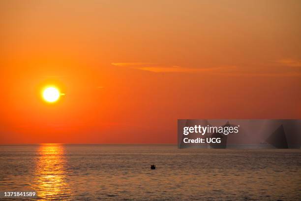 Sunset. Promenade. Reggio Calabria. Calabria. Italy. Europe Tramonto. Lugomare. Reggio Calabria. Calabria. Italia. Europa.