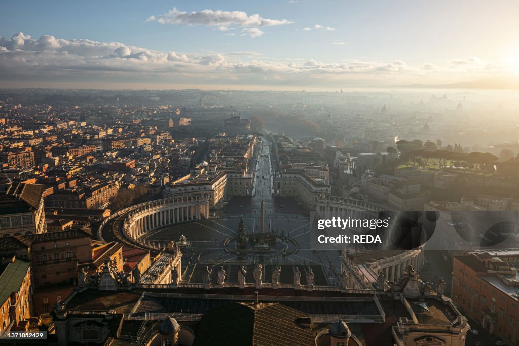 View High Rise Rome High view of Rome from Saint Peter Chapel. Italy. Europe. News Photo ...