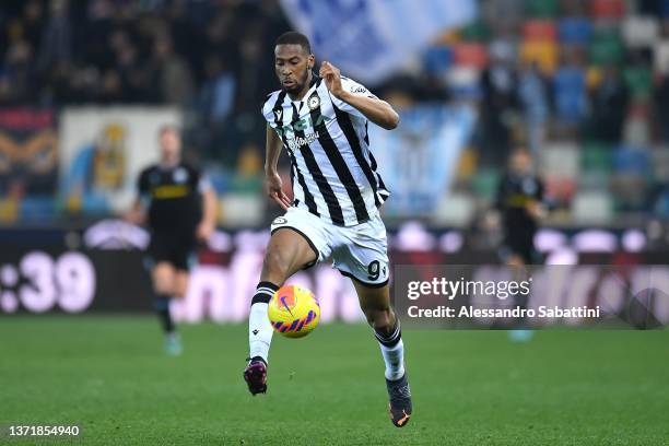 Beto of Udinese Calcio in action during the Serie A match between Udinese Calcio and SS Lazio at Dacia Arena on February 20, 2022 in Udine, Italy.