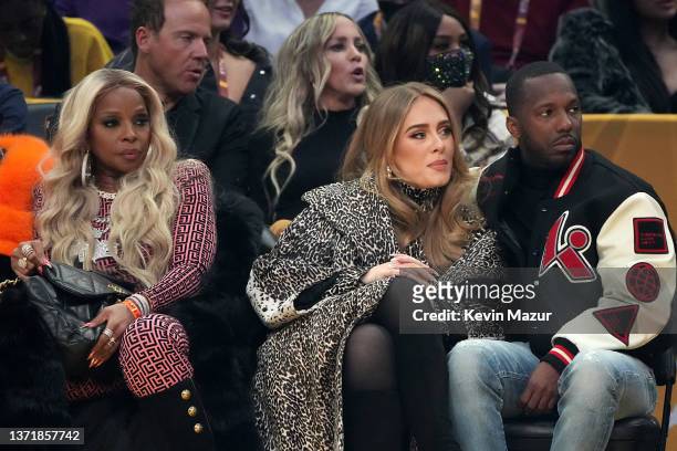 Mary J. Blige, Adele, and Rich Paul attend the 2022 NBA All-Star Game at Rocket Mortgage Fieldhouse on February 20, 2022 in Cleveland, Ohio. NOTE TO...