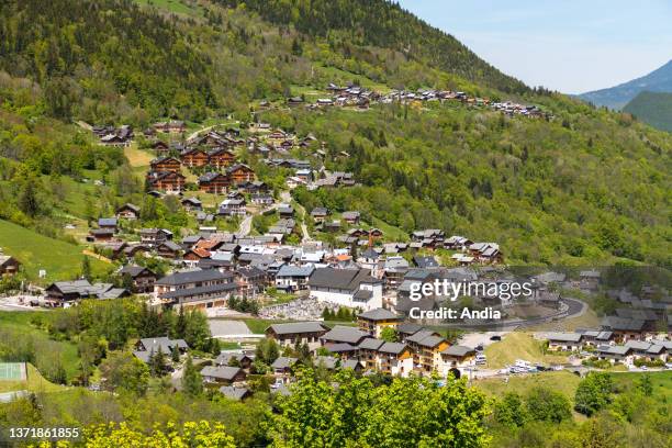 Meribel Les Allues Photos And Premium High Res Pictures Getty Images meribel-les-allues-photos-and-premium-high-res-pictures-getty-images