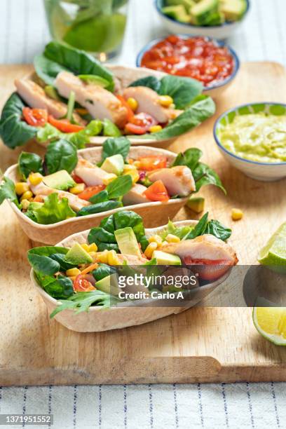 mexican food:  chicken tacos - tortilla flatbread stock pictures, royalty-free photos & images