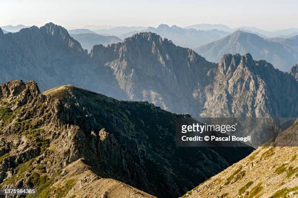 beautiful corsican mountains between petra piana and onda, gr20, france - haute corse fotografías e imágenes de stock