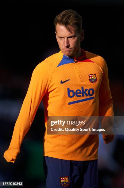 Norberto Murara Neto of FC Barcelona looks on during the La Liga Santander match between Valencia CF and FC Barcelona at Estadio Mestalla on February...