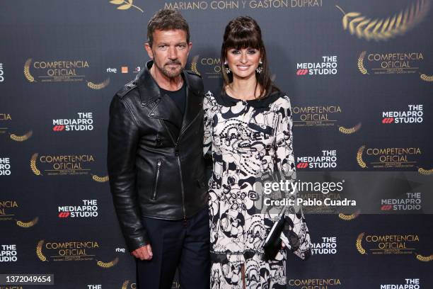 Spanish actor Antonio Banderas and actress Penélope Cruz attend the 'Competencia Oficial' premiere at Capitol Cinema on February 21, 2022 in Madrid,...