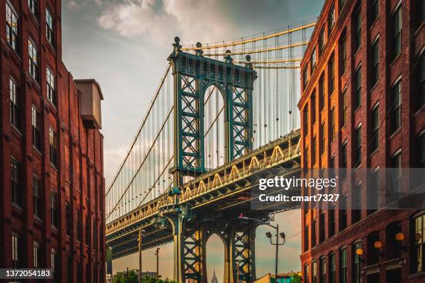 manhattan bridge - big apple stock pictures, royalty-free photos & images