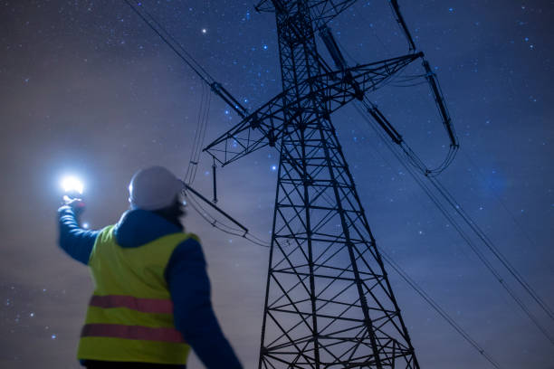 Power Line Engineer Power Line Worker Photos and Premium High Res Pictures - Getty Images