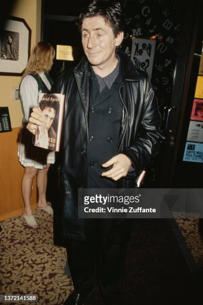Irish actor Gabriel Byrne attends book presentation event of his autobiography 'Pictures in My Head', US, circa 1994.