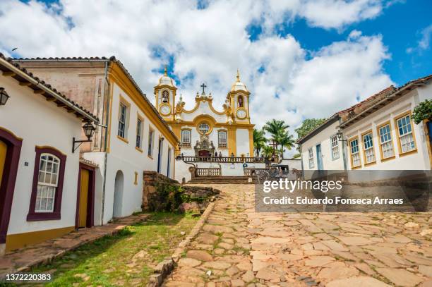 portuguese colonial style houses and the saint anthony church - portuguese colonial architecture - fotografias e filmes do acervo