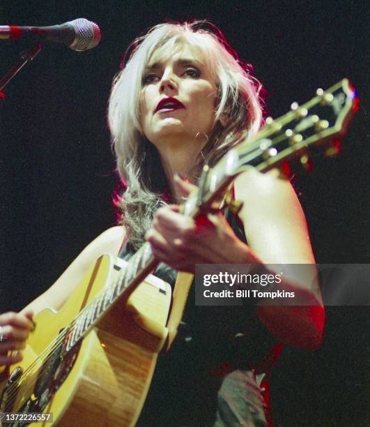 Lo Harris Lou Harris Photos and Premium High Res Pictures - Getty Images