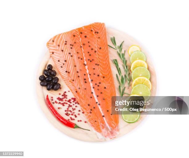 salmon fillet with lime and rosemary,moldova - trout stock photos et images de collection