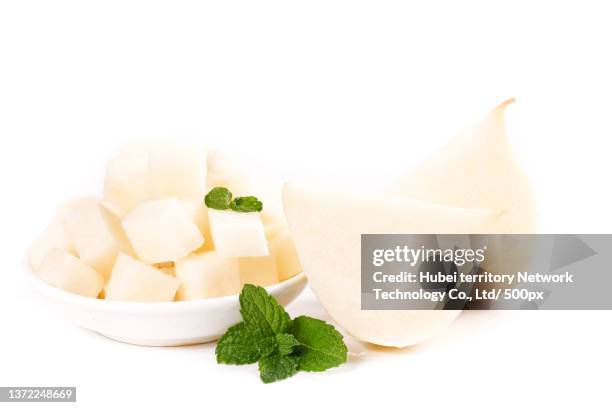 white sweet potatoes are placed on the white background - jicama 個照片及圖片檔