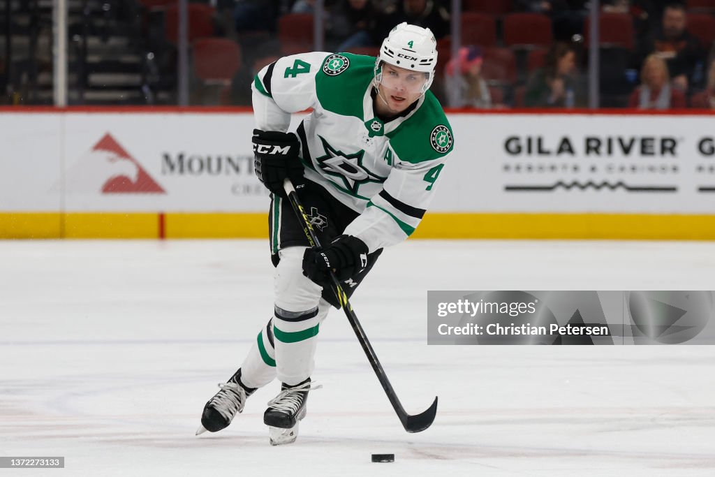 Dallas Stars v Arizona Coyotes