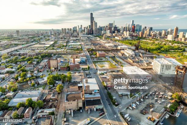 aerial panorama view of chicago illinois city skyscraper - chicago suburbs stock pictures, royalty-free photos & images