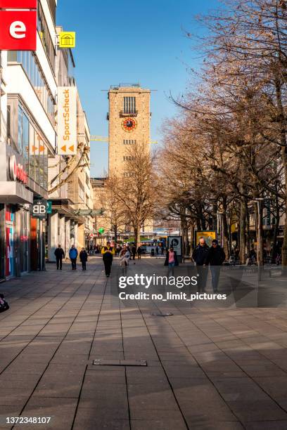 pedestrian zone königstrasse in stuttgart - stuttgart skyline stock pictures, royalty-free photos & images