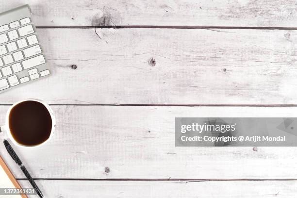 business workplace concept office desk table no people. flat lay top view, copy space for text. - office work flat lay stock pictures, royalty-free photos & images