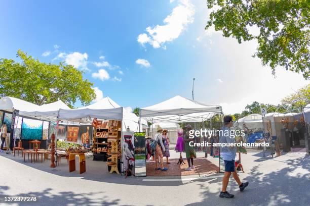 coconut grove art festival, miami, florida, estados unidos de américa ee.uu. - art festival fotografías e imágenes de stock