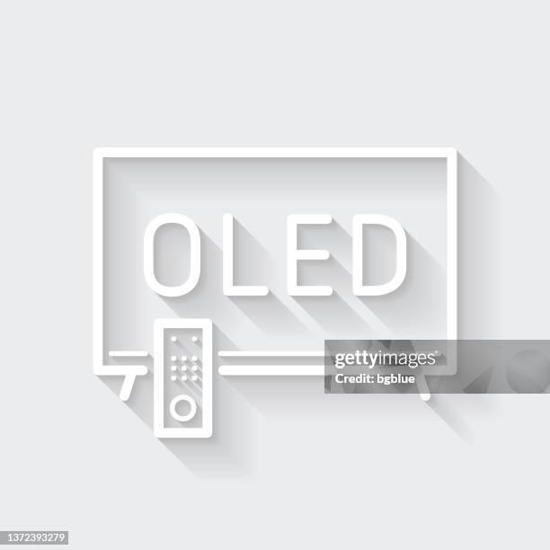 oled-fernseher. icon mit langem schatten auf leerem hintergrund - flat design - oled stock-grafiken, -clipart, -cartoons und -symbole