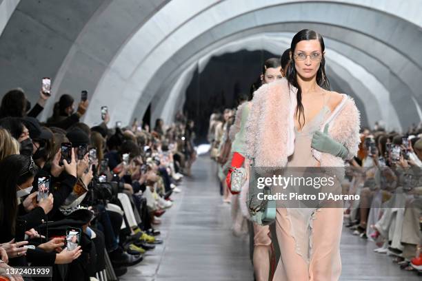 Bella Hadid walks the runway at the Fendi fashion show during the Milan Fashion Week Fall/Winter 2022/2023 on February 23, 2022 in Milan, Italy.