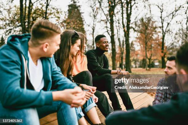 Different Races Friends 323 Different Races Talking Stock Photos, High-Res Pictures, and Images ...
