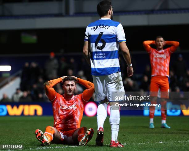 Gary Madine of Blackpool looks dejected after missing a chance during the Sky Bet Championship match between Queens Park Rangers and Blackpool at The...