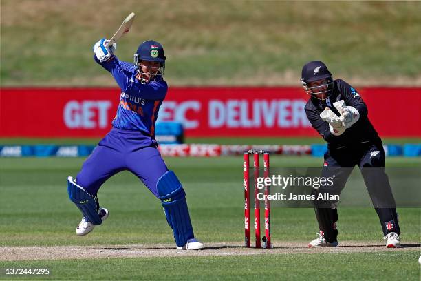 Indian player Smriti Mandhana bats during game five in the One Day International series between the New Zealand White Ferns and India at John Davies...