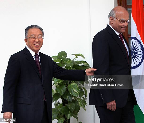 Indian National Security Adviser Shivshankar Menon appears with Chinese State Councilor Dai Bingguo before the 15th Round of India-China Special...