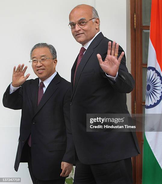 Indian National Security Adviser Shivshankar Menon appears with Chinese State Councilor Dai Bingguo before the 15th Round of India-China Special...