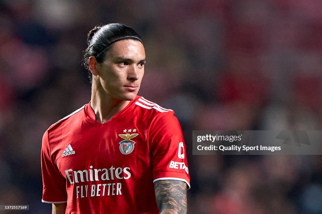 SL Benfica v AFC Ajax: Round Of Sixteen Leg One - UEFA Champions League