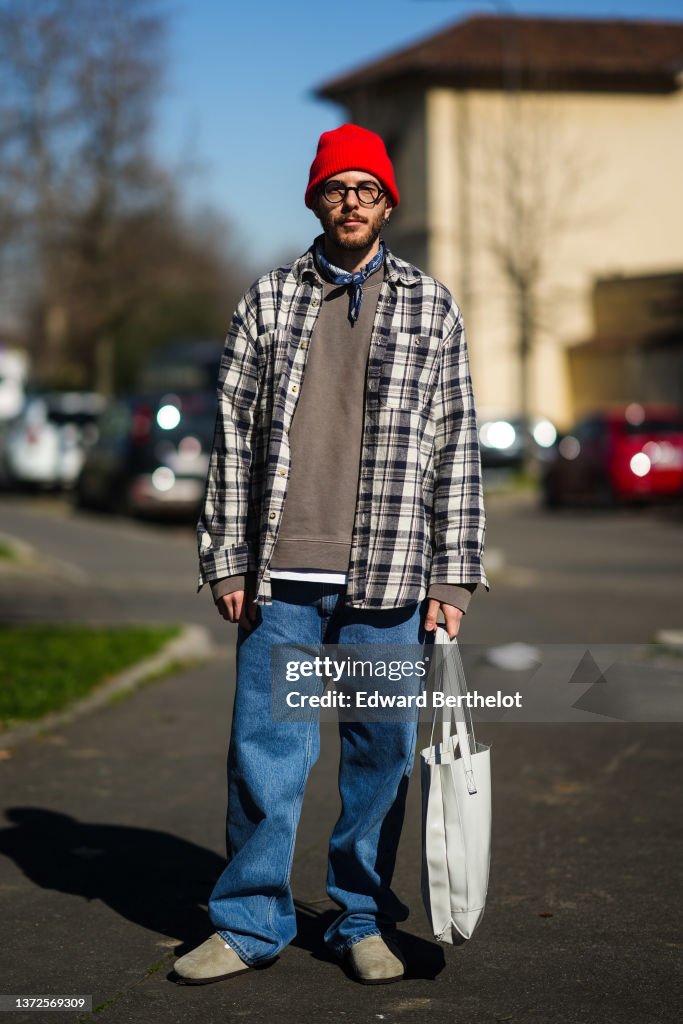 Street Style - Day 1 - Milan Fashion Week Fall/Winter 2022/2023