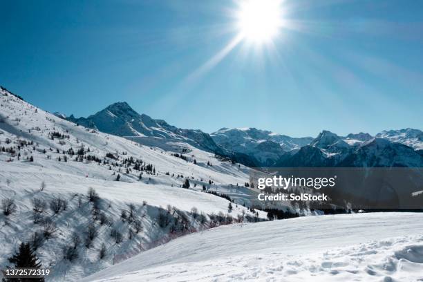 the beautiful french alps - la plagne stockfoto's en -beelden