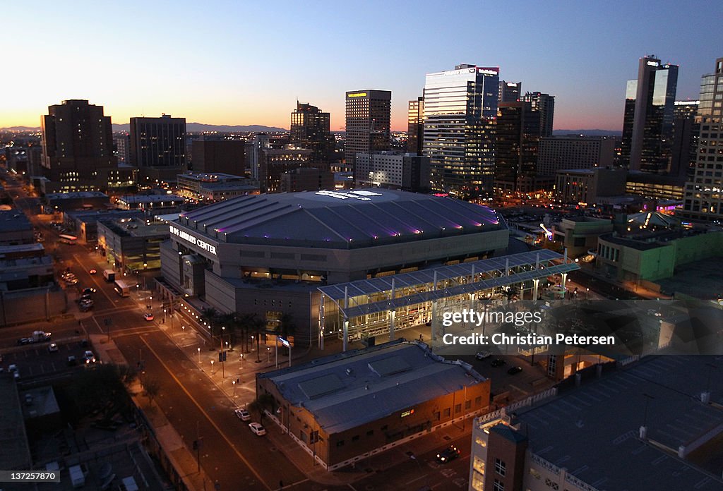 New Jersey Nets v Phoenix Suns