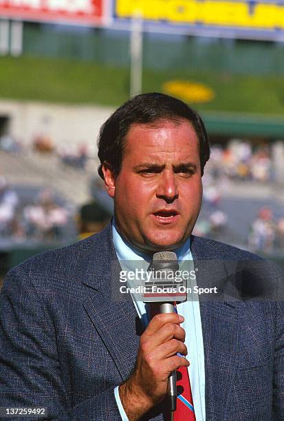 Sportscaster Chris Berman on the on the air broadcasting before an MLB baseball game circa 1988 at the Oakland-Alameda County Coliseum in Oakland,...