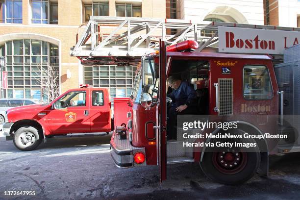Fire Mechanic 77 Fire Truck Mechanic Stock Photos, High-Res Pictures, and Images ...