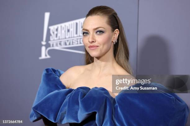 Amanda Seyfried attends the premiere of Hulu's "The Dropout" at DGA Theater Complex on February 24, 2022 in Los Angeles, California.