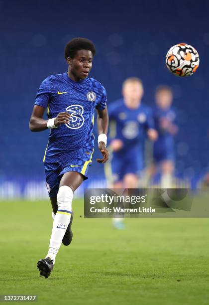 Tudor Mendel Idwou of Chelsea runs with the ball during the FA Youth Cup match between Chesela and Blackpool at Stamford Bridge on February 24, 2022...