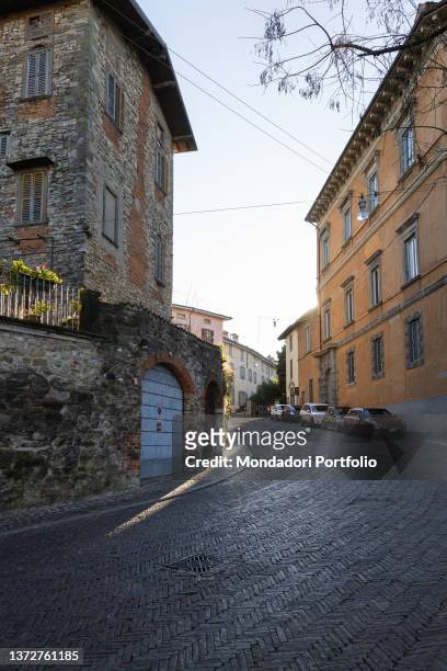 Via Porta Dipinta or via Porta Penta is the steep street that connects the two parts of the city , from the Fara park to the Piazza Mercato delle...