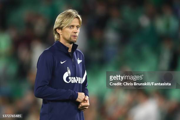 Zenit St. Petersburg coach Anatoliy Tymoshchuk looks on ahead of the UEFA Europa League Knockout Round Play-Offs Leg Two match between Real Betis and...