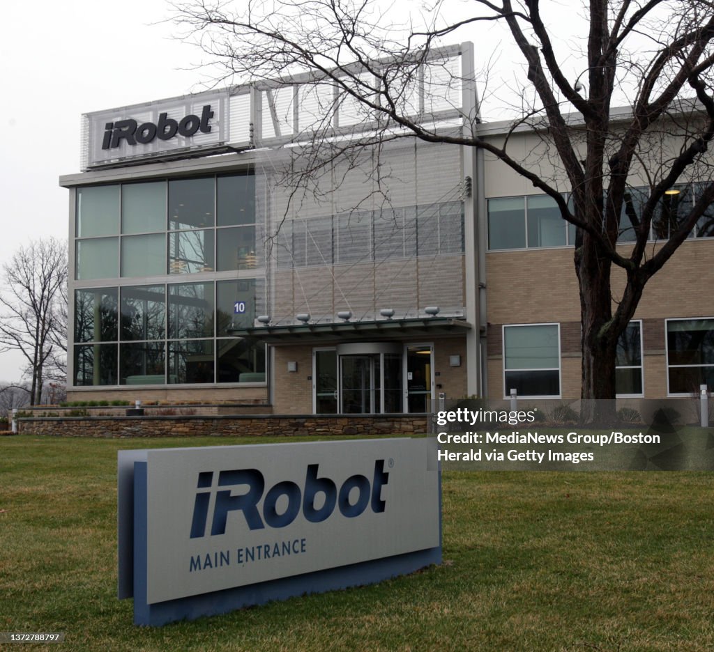 (040309 Bedford, MA) The iRobot building in Bedford. Friday, April 03, 2009. Staff photo by John Wilcox.