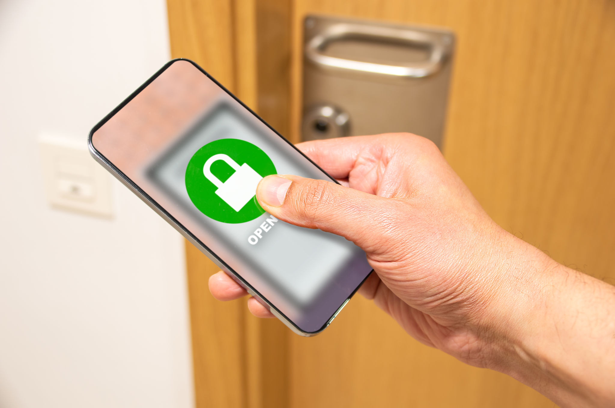 burglar alarm controlled by smartphone burglar alarm controlled by smartphone